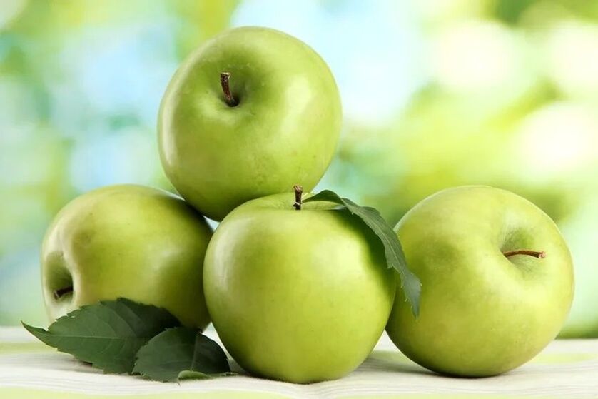 zelena jabolka na dieti z nizko vsebnostjo ogljikovih hidratov